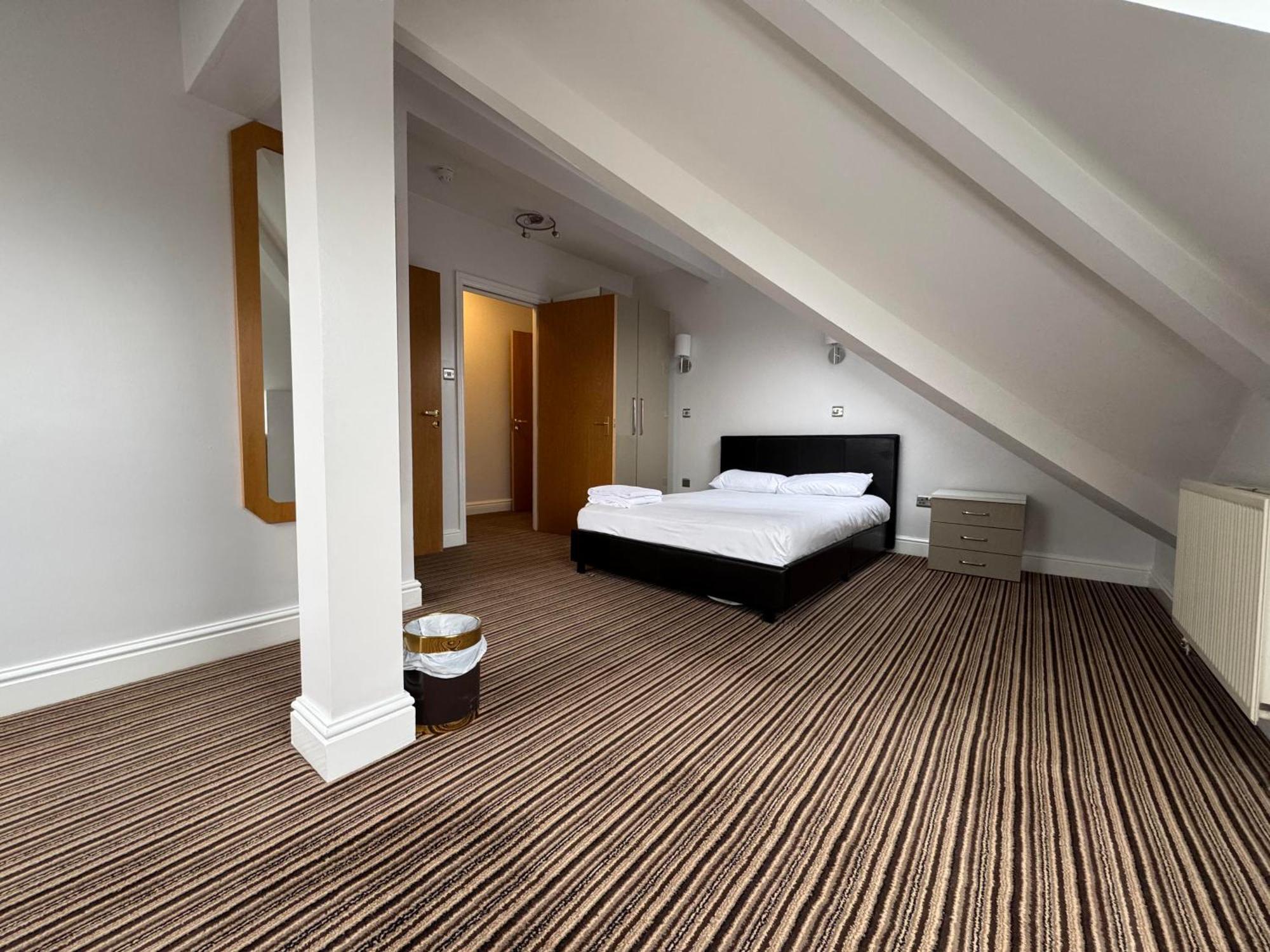 Parkside International Hotel Reading Eksteriør billede